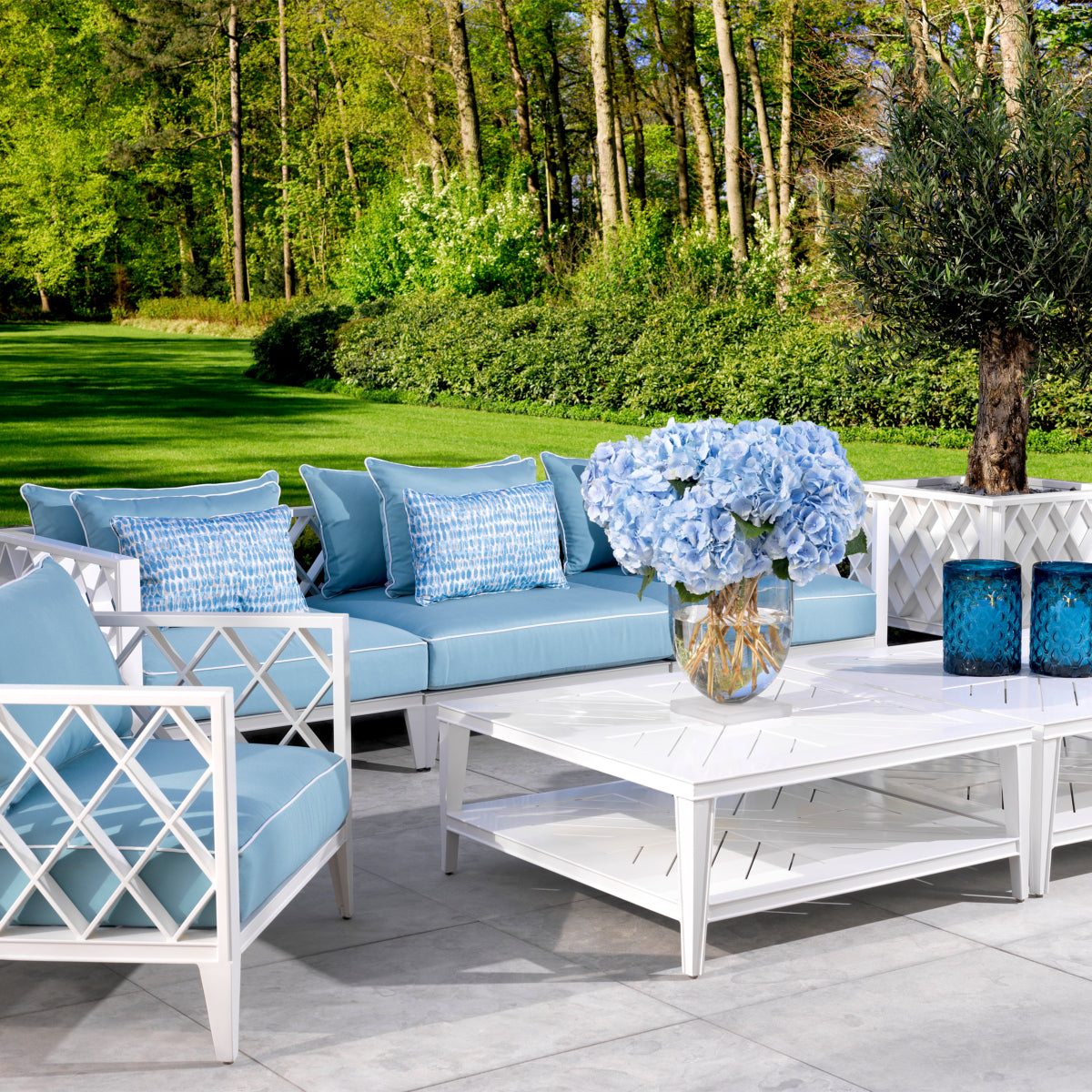 Eichholtz Ocean Club Outdoor Sofa, Large, White, Sunbrella Mineral Blue (112743)