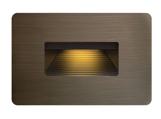 Hinkley Luna Outdoor Landscape Step Light Matte Bronze