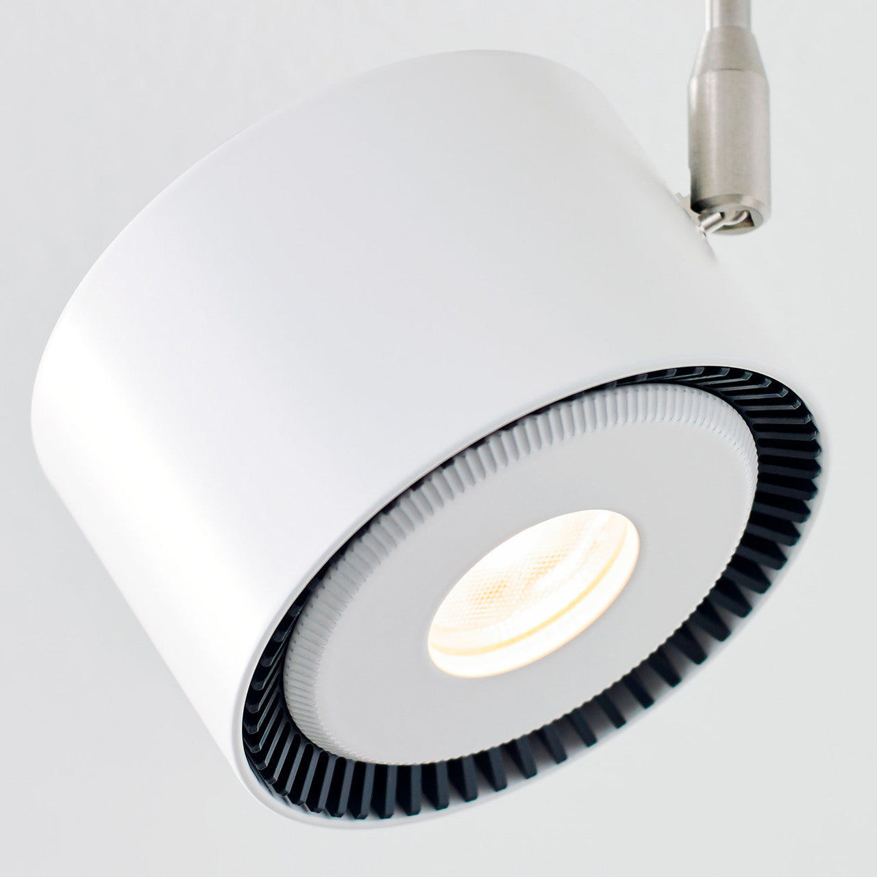 Visual Comfort Modern ISO Head FreeJack