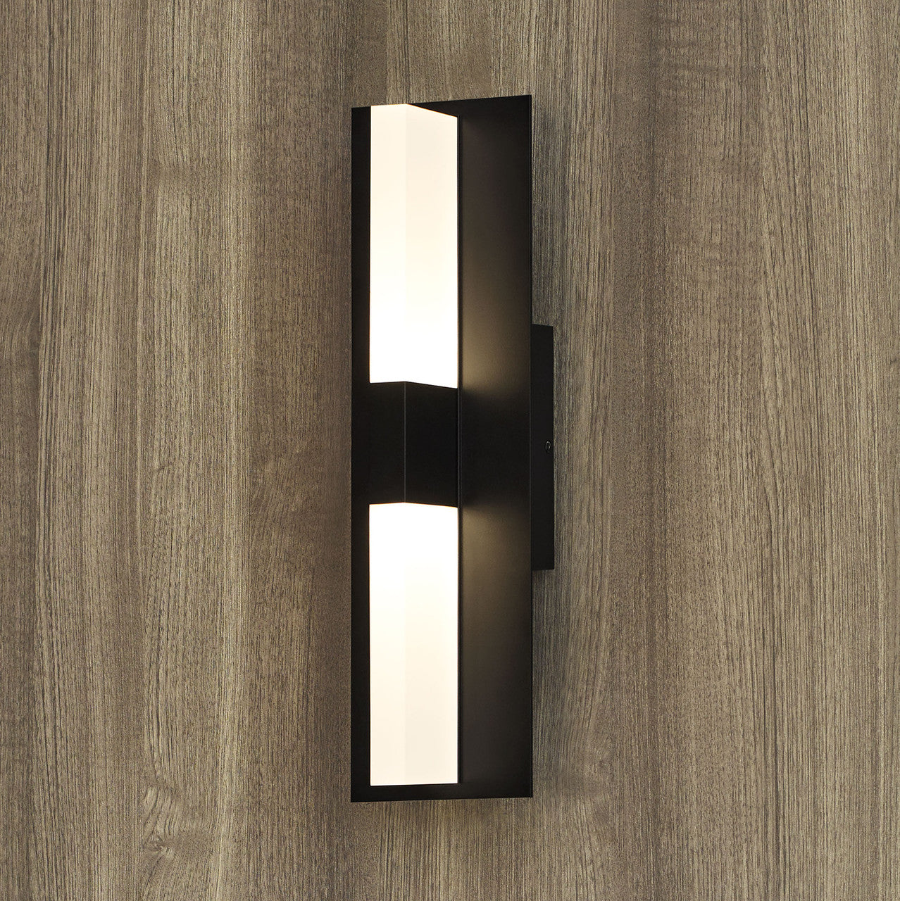 Lyft Outdoor Wall Sconce