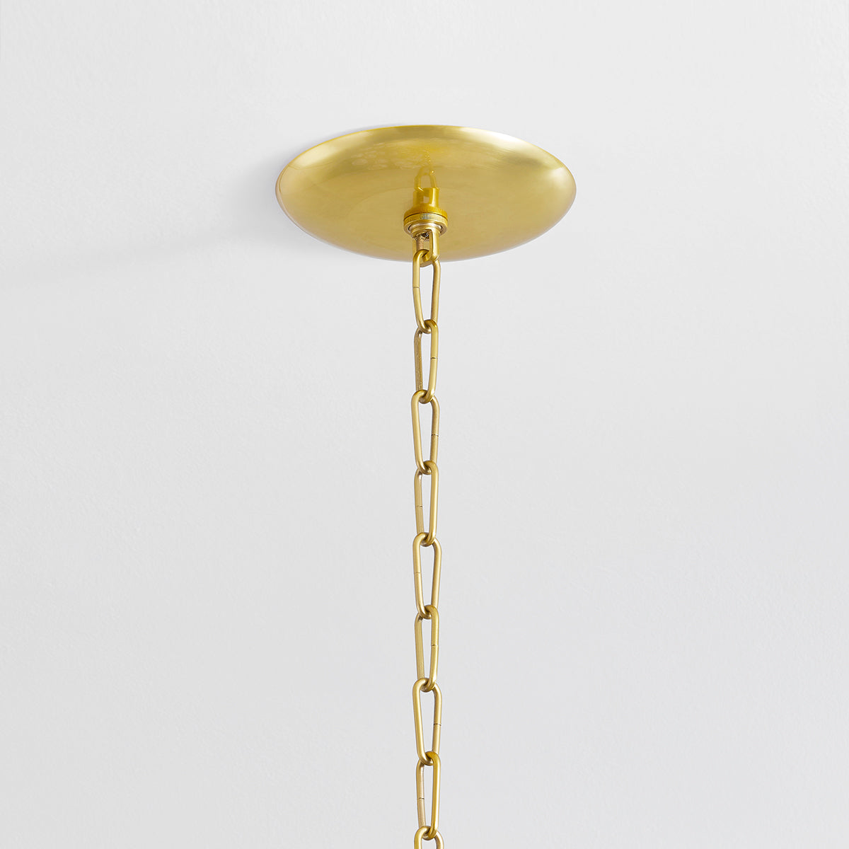 Hudson Valley Darcia 7-Light Chandelier Aged Brass detail view 4