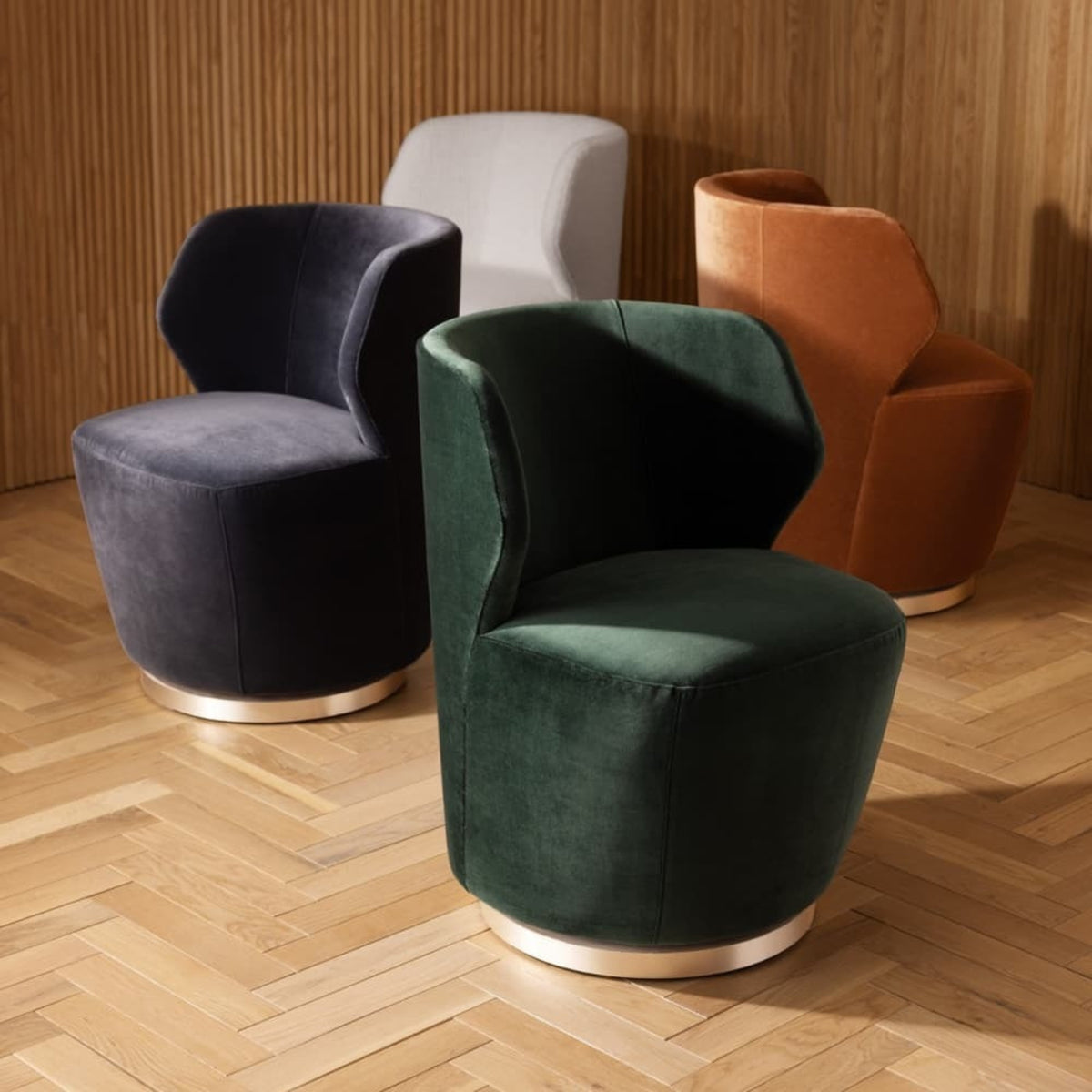 Poppy Chair Forest Velvet Champagne Swivel