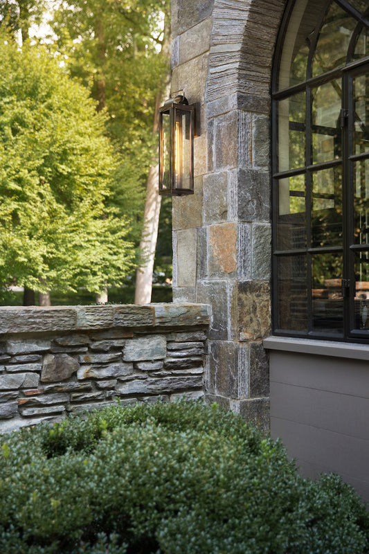 Hinkley Sag Harbor Outdoor Wall Lantern Aluminum, Black