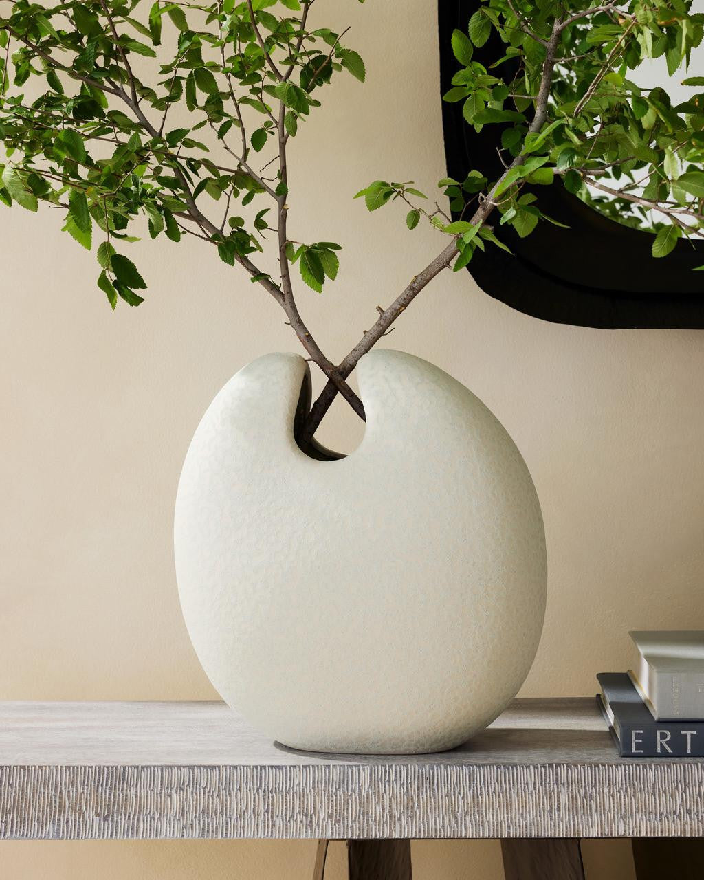 Decor/Home Accents-Arteriors Home-AVE06