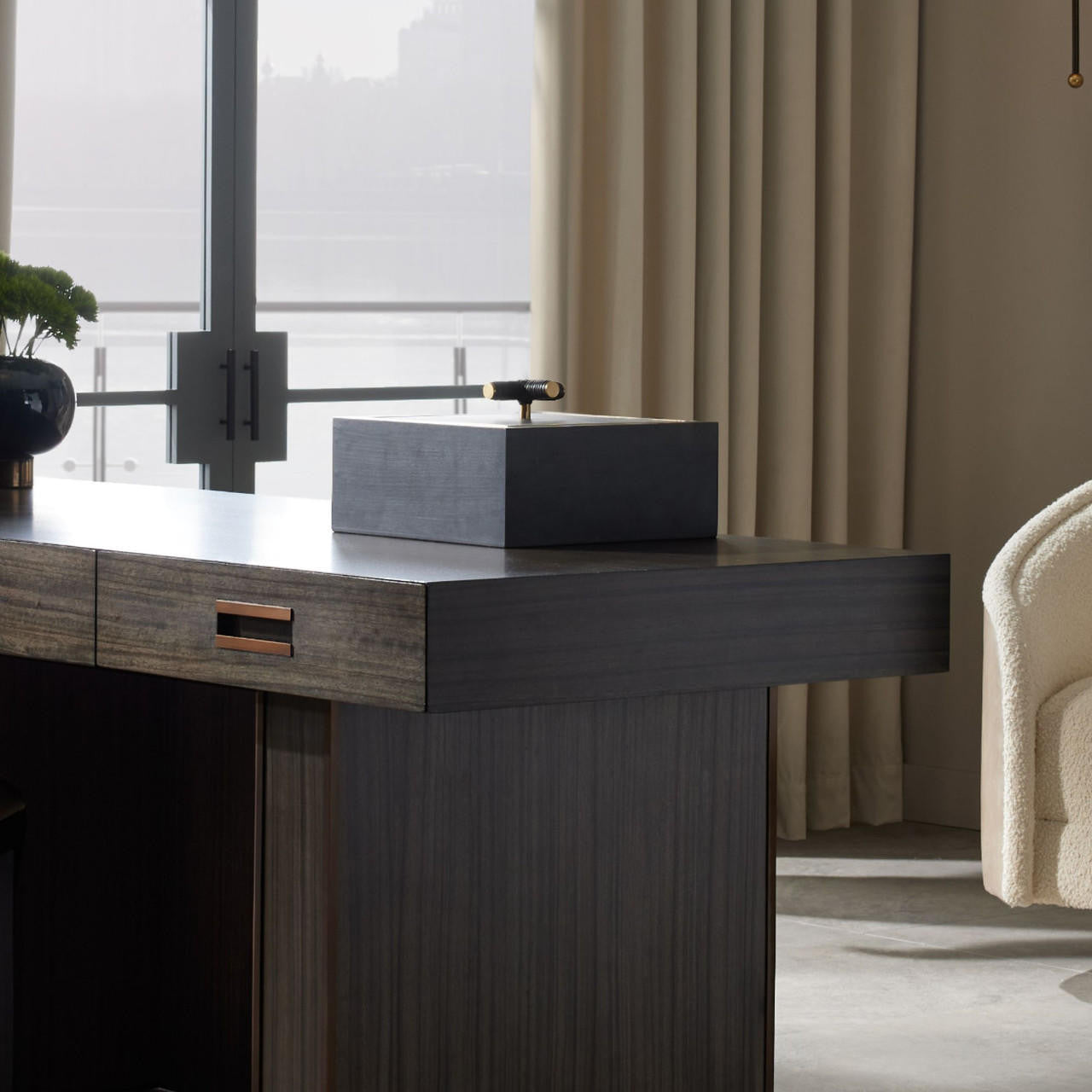 Decor/Home Accents-Arteriors Home-ARI08