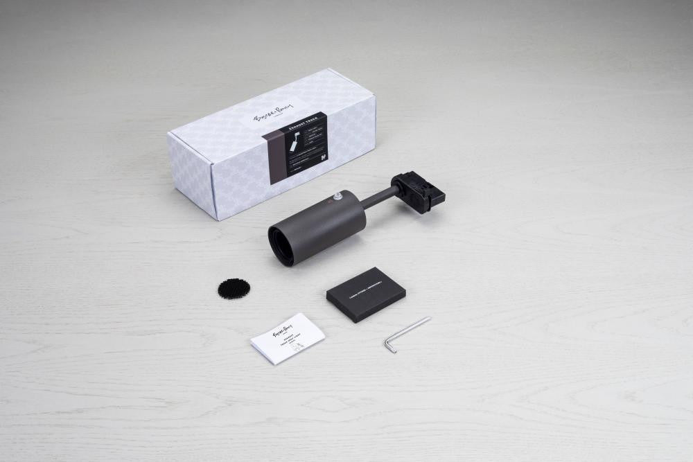 Track Ltg.-Buster and Punch-NEIG-194048