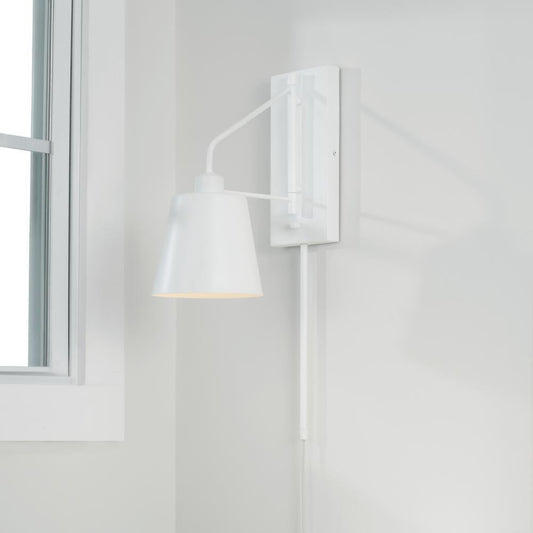 Capital 1-Light Modern Metal Sconce in White
