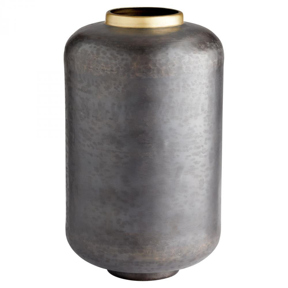 Akita Vase