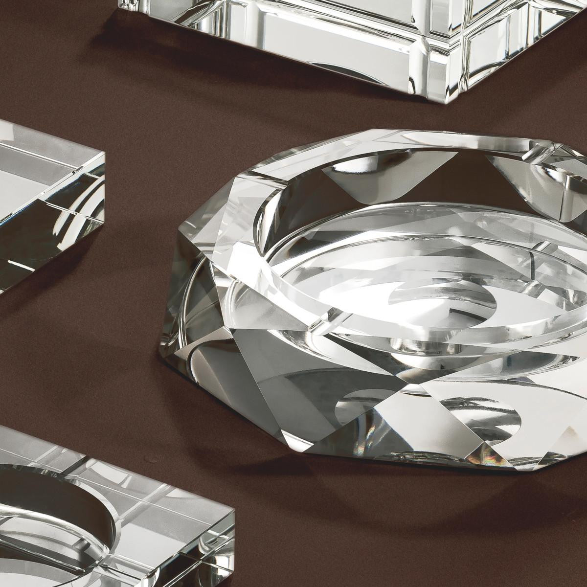 Eichholtz Bruce Ashtray, Crystal glass, 9.84"W (109089 YV0J03YP5H)