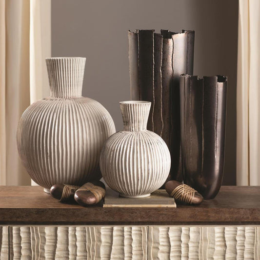 Global Views Furrow Sphere Small Vase