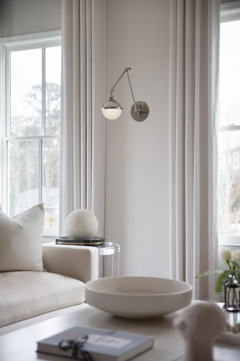 Sconces-Hinkley-HL4832