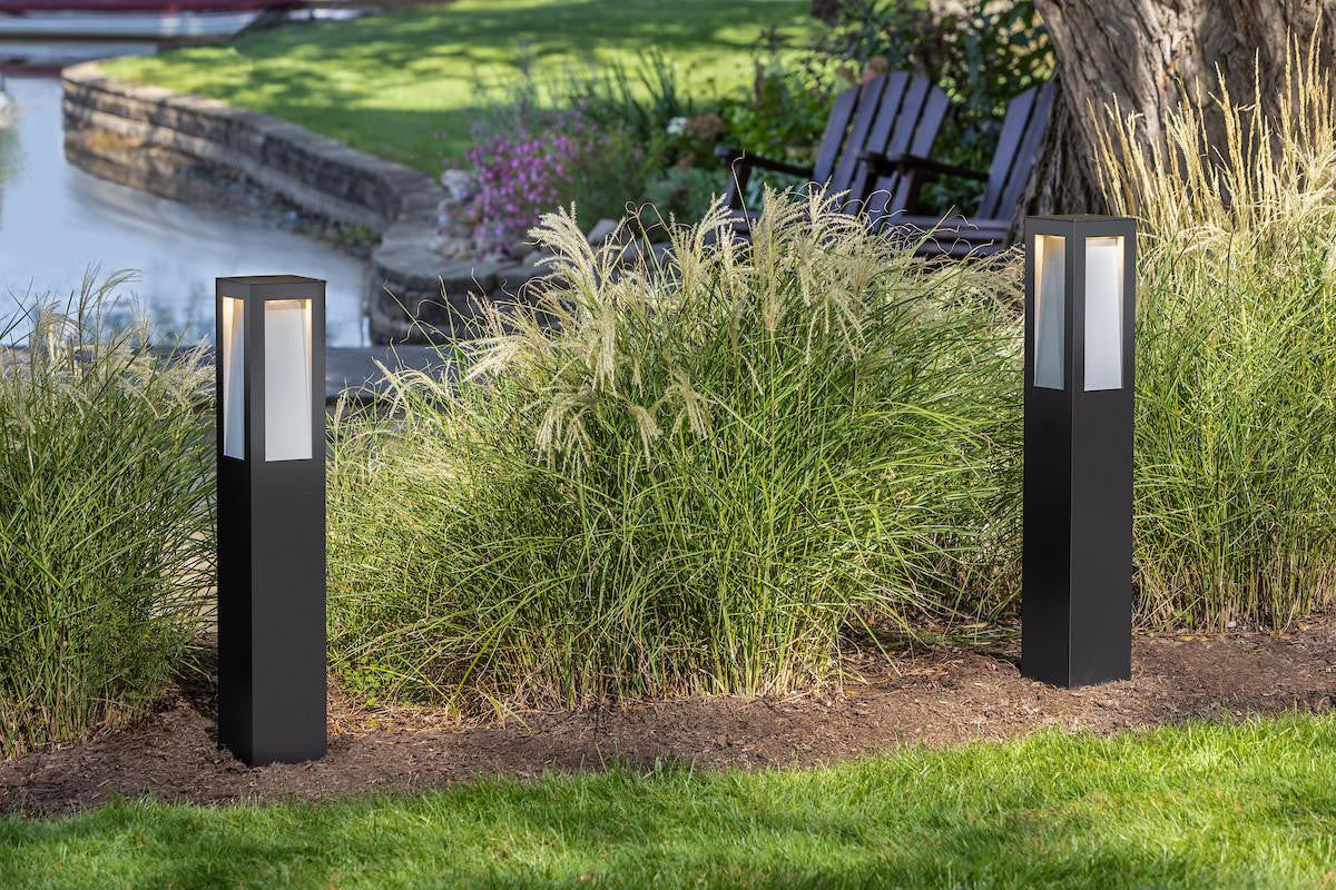 Hinkley Taper Pathway Lighting Bollard Titanium
