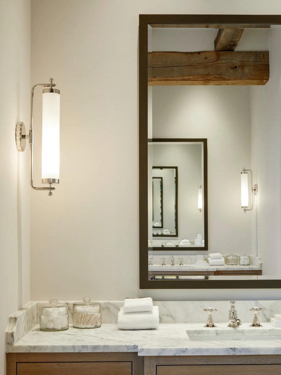 Sconces-Currey-5000-0142