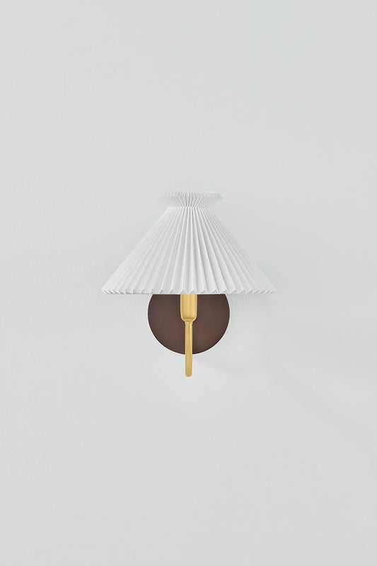 Mitzi by Hudson Valley Lighting Acacia Wall Sconce in Aged Brass, detail view 1