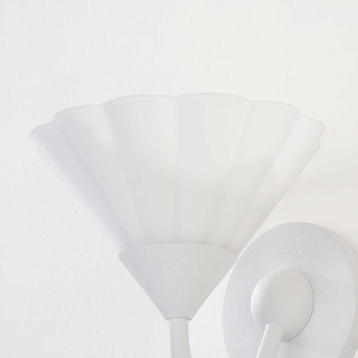 Mitzi by Hudson Valley Lighting Kelsey Wall Sconce in Textured White, detail view 2