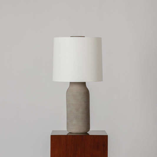 Mitzi by Hudson Valley Lighting Stassi Table Lamp in Aged Brass / Ceramic Stria Terra, detail view 1