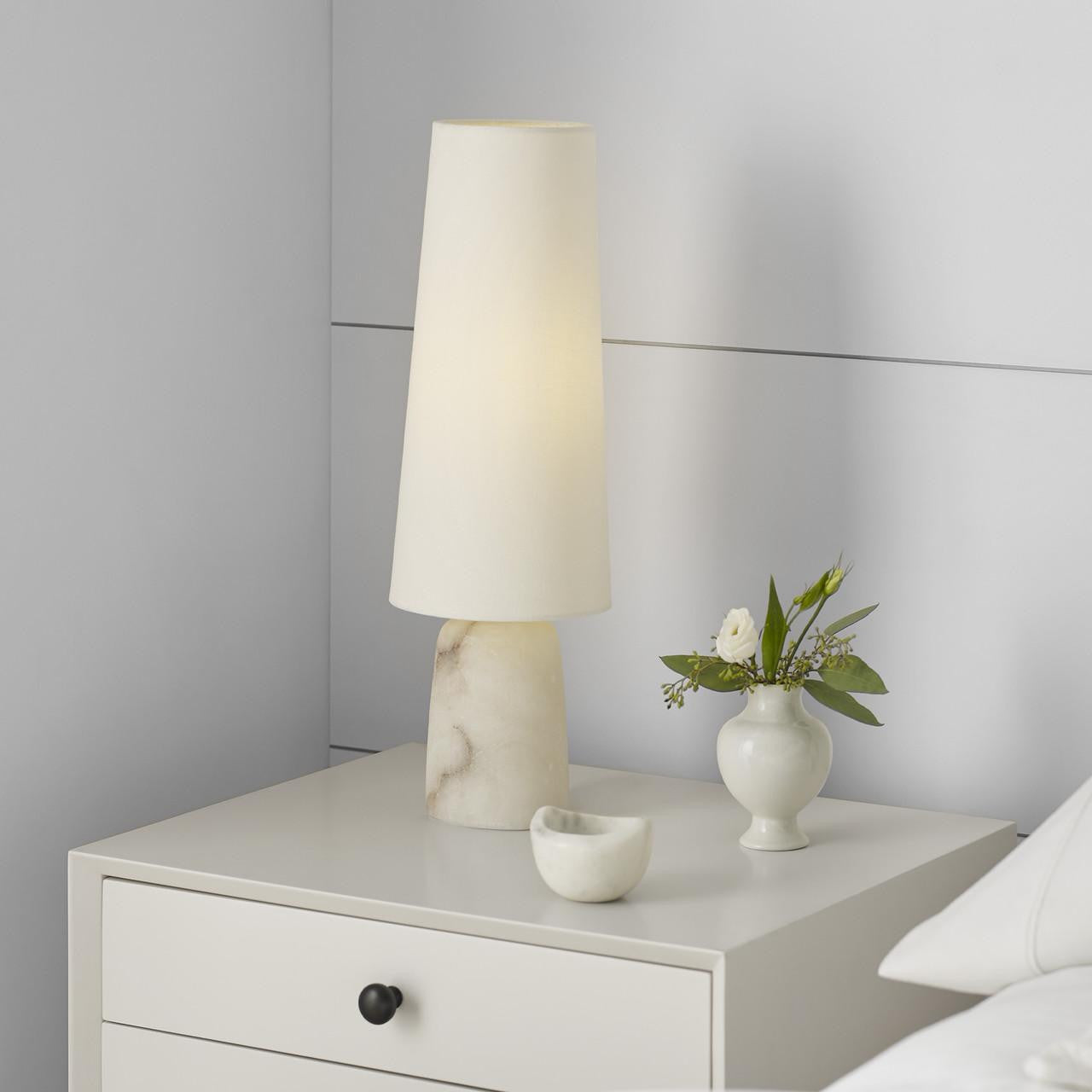 Visual Comfort & Co. Signature Collection Jinny Medium Table Lamp