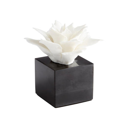 Cyan Design Calendine Sculpture