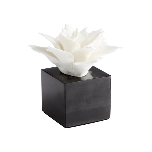 Cyan Design Calendine Sculpture