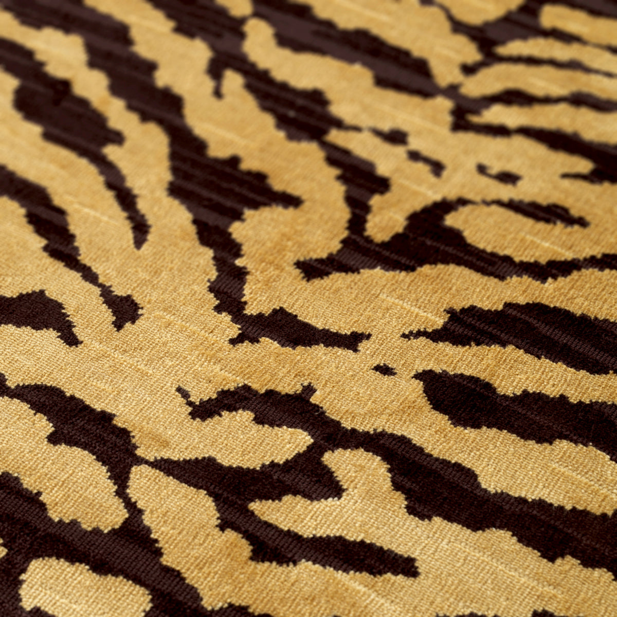 Eichholtz Tigris Cushion, Brown 60 X 60 Cm (119486)