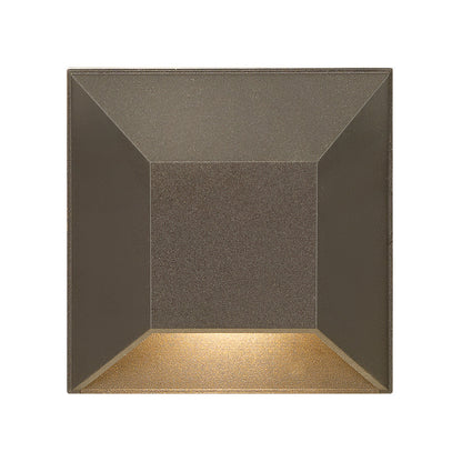 Hinkley Nuvi LED Outdoor Landscape Deck Sconce Bronze