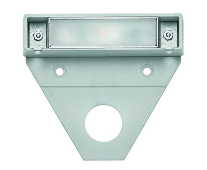 Hinkley Nuvi LED Outdoor Landscape Deck Sconce Titanium