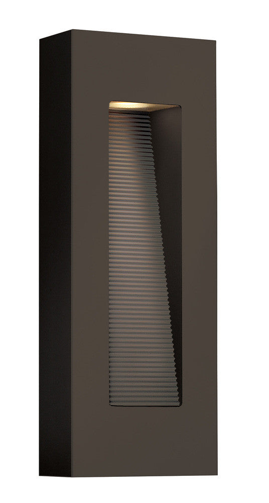 Hinkley Luna LED Outdoor Wall Lantern Bronze