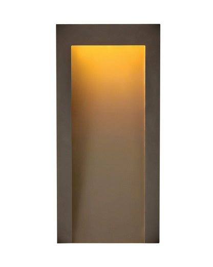 Hinkley Taper Outdoor Wall Mount Lantern Oil-Rubbed Bronze