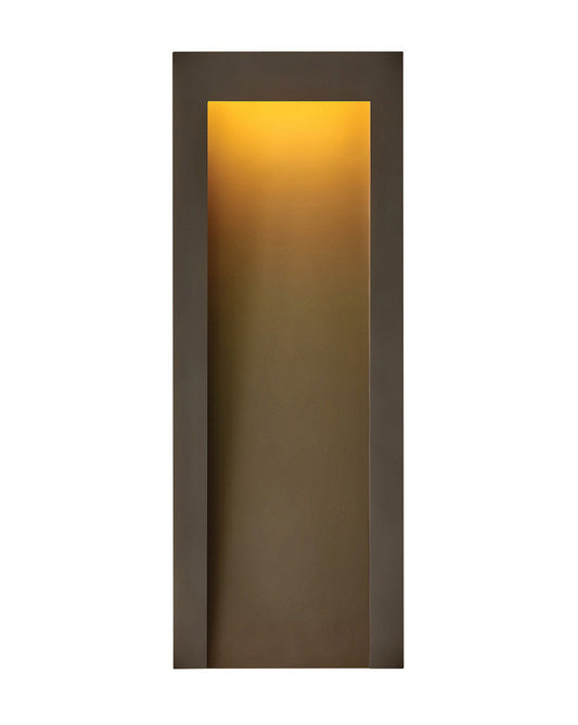 Hinkley Taper Outdoor Wall Mount Lantern Oil-Rubbed Bronze