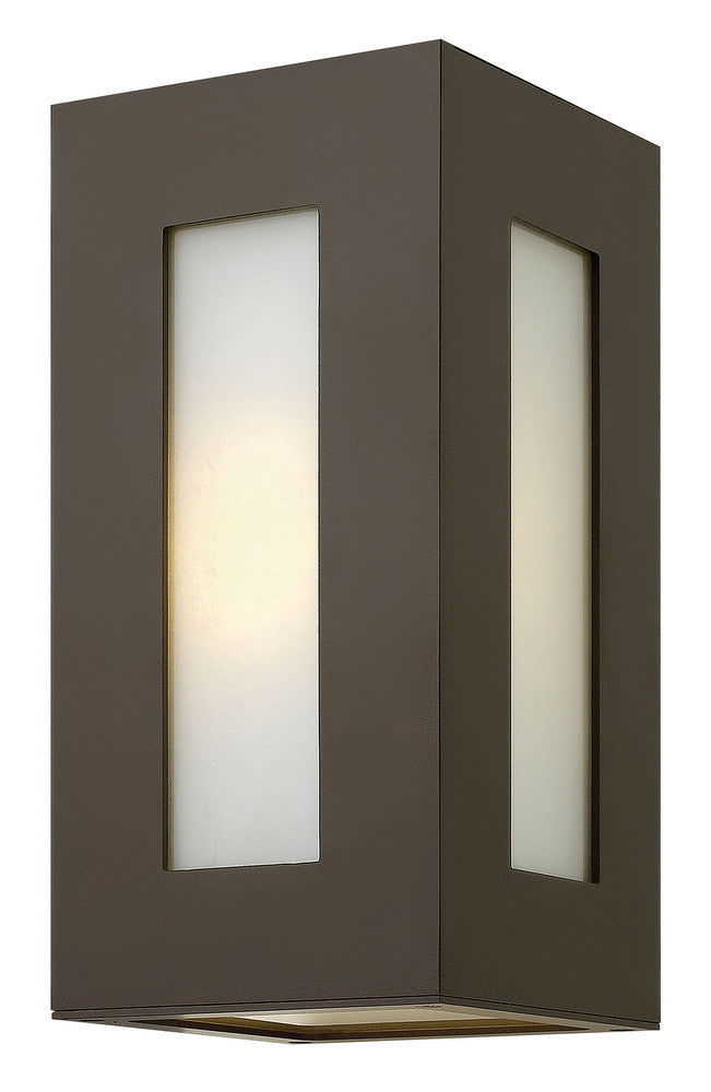 Hinkley Dorian Outdoor Wall Mount Lantern Bronze
