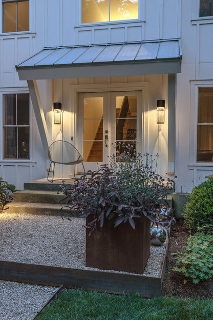 Exterior-Hinkley-HL2305