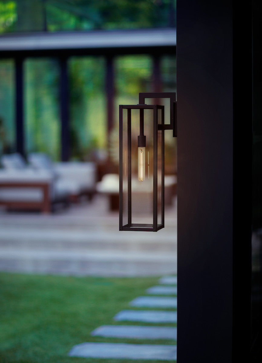 Hinkley Max LED Outdoor Wall Lantern Aluminum, Black