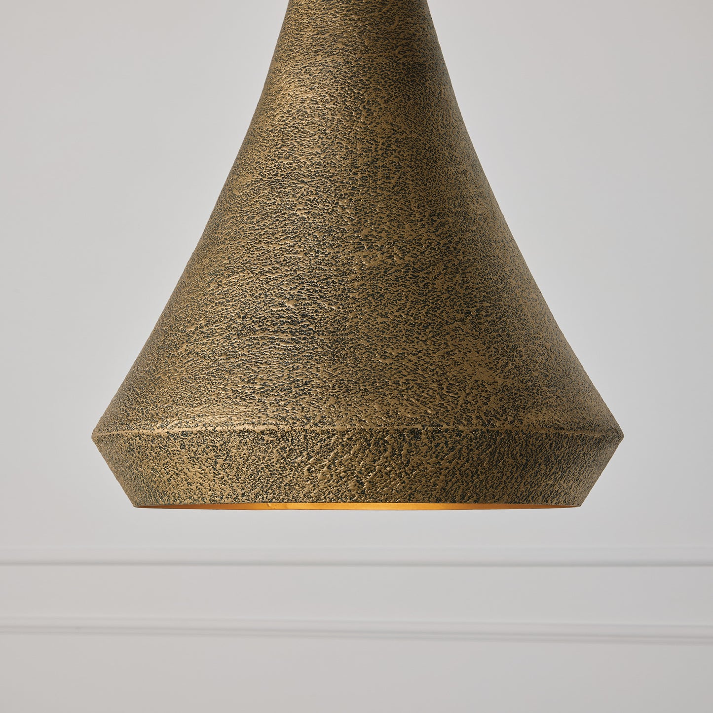 Capital Savari Small Pendant in Artisan Gold