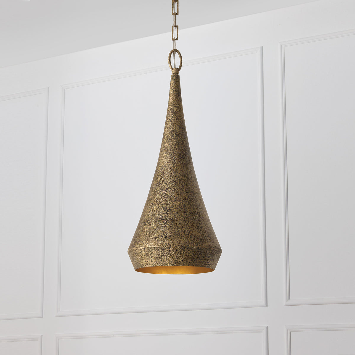 Capital Savari Small Pendant in Artisan Gold