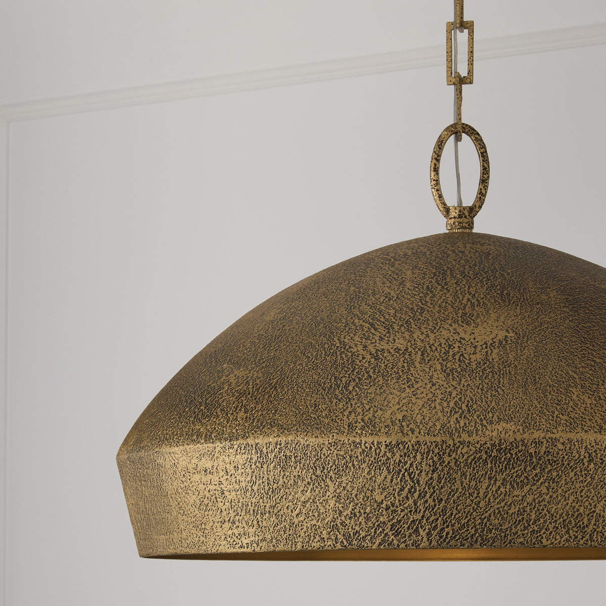 Capital Savari Medium Pendant in Artisan Gold