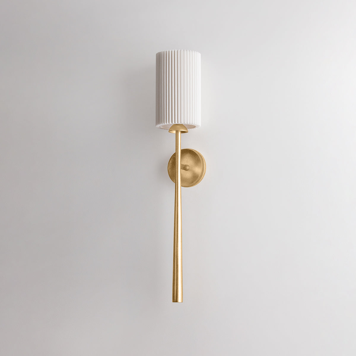Hudson Valley Sterling Wall Sconce Vintage Gold Leaf detail view 1