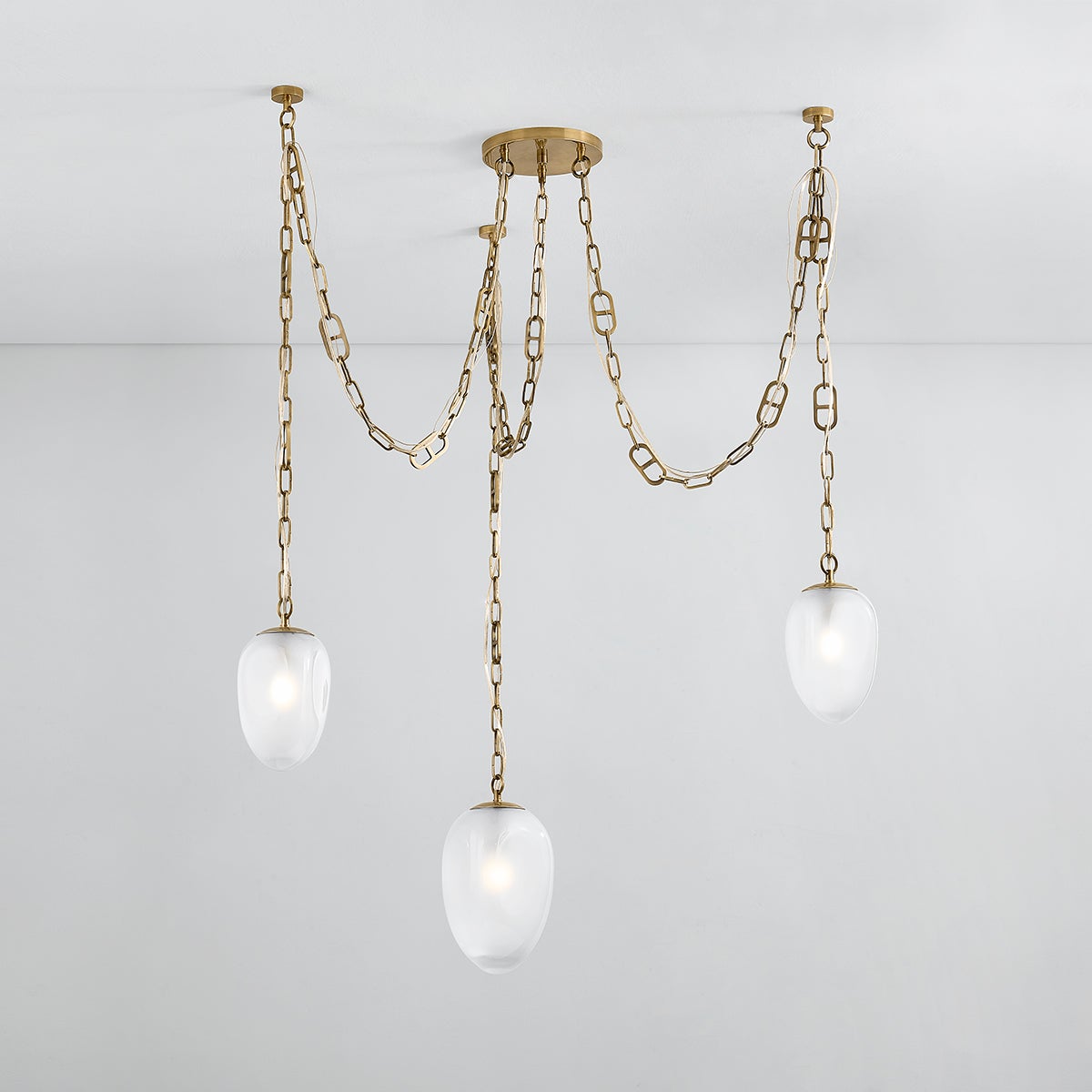 Corbett Daith Chandelier Vintage Brass Detail 1