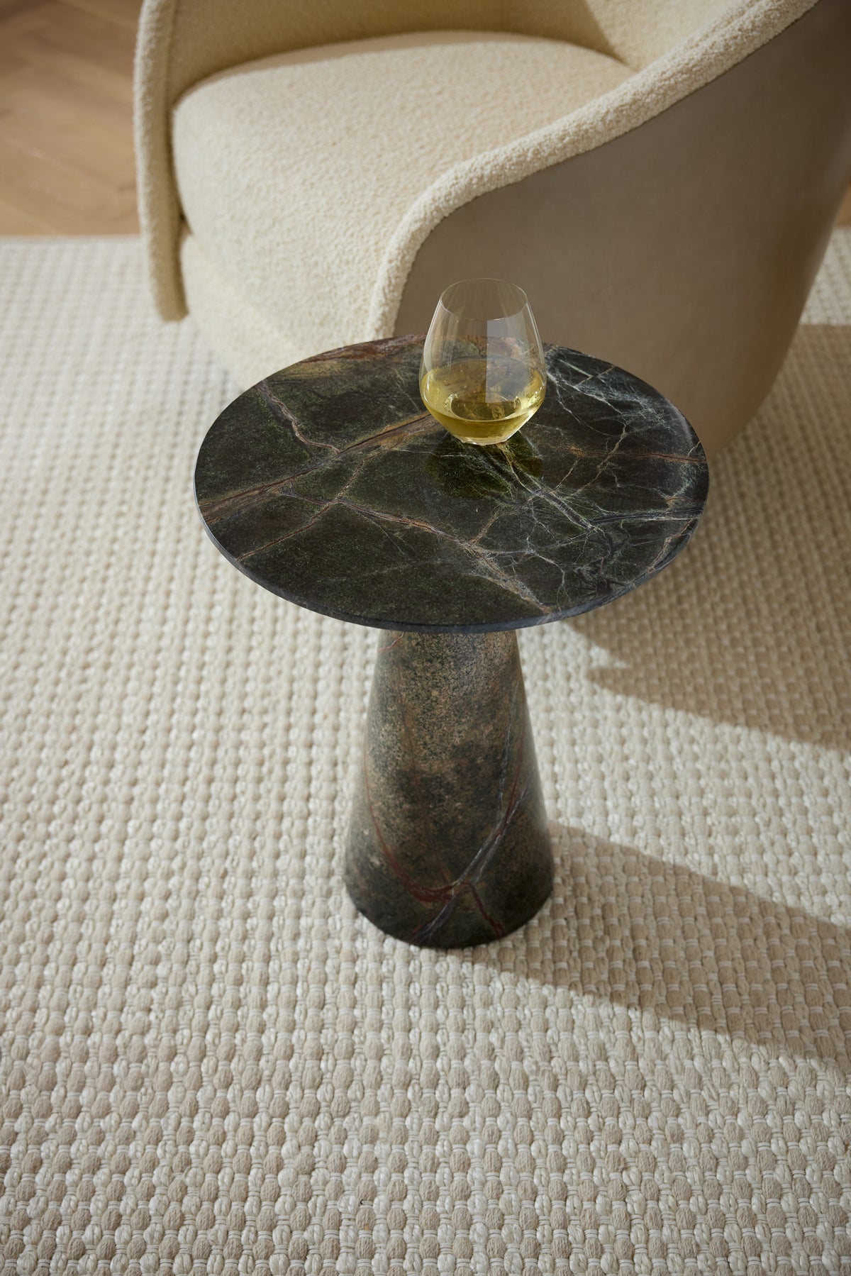 Icarius Accent Table