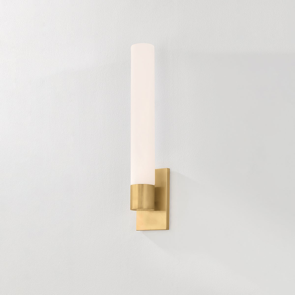 Corbett Balerma Wall Sconce Vintage Brass Detail 2