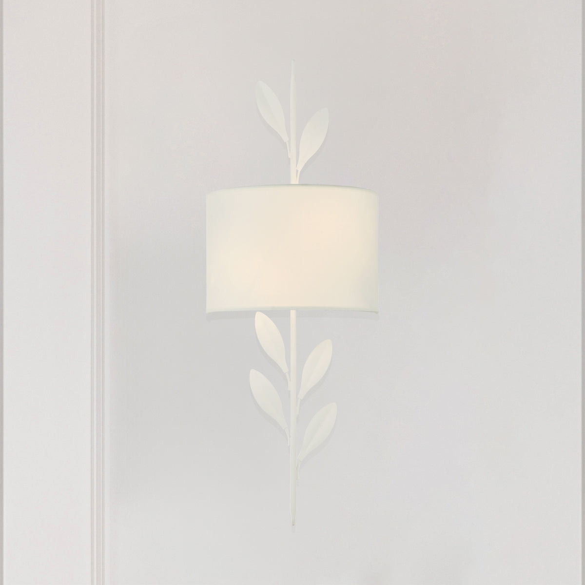Broche 6" Tall 2-Light Sconce