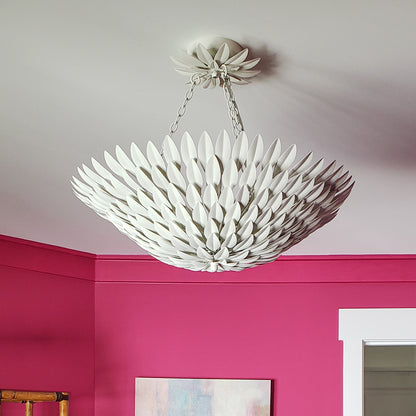 Broche 8-Light Antique Gold Chandelier