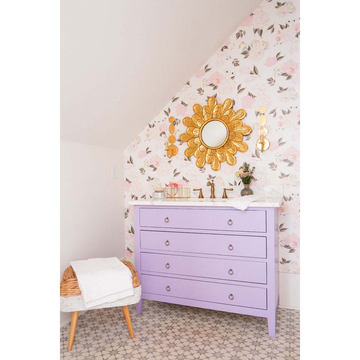 Crystorama Layla 1-Light Wall Sconce - lifestyle