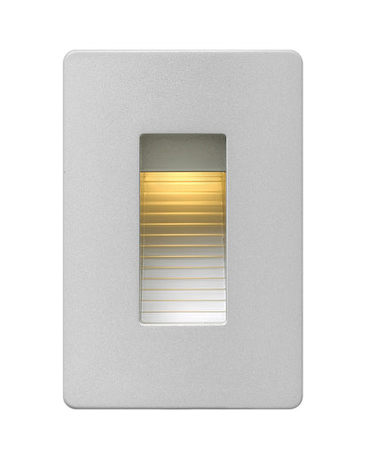 Hinkley Luna Step Light Titanium