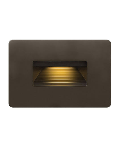 Hinkley Luna Step Light Bronze
