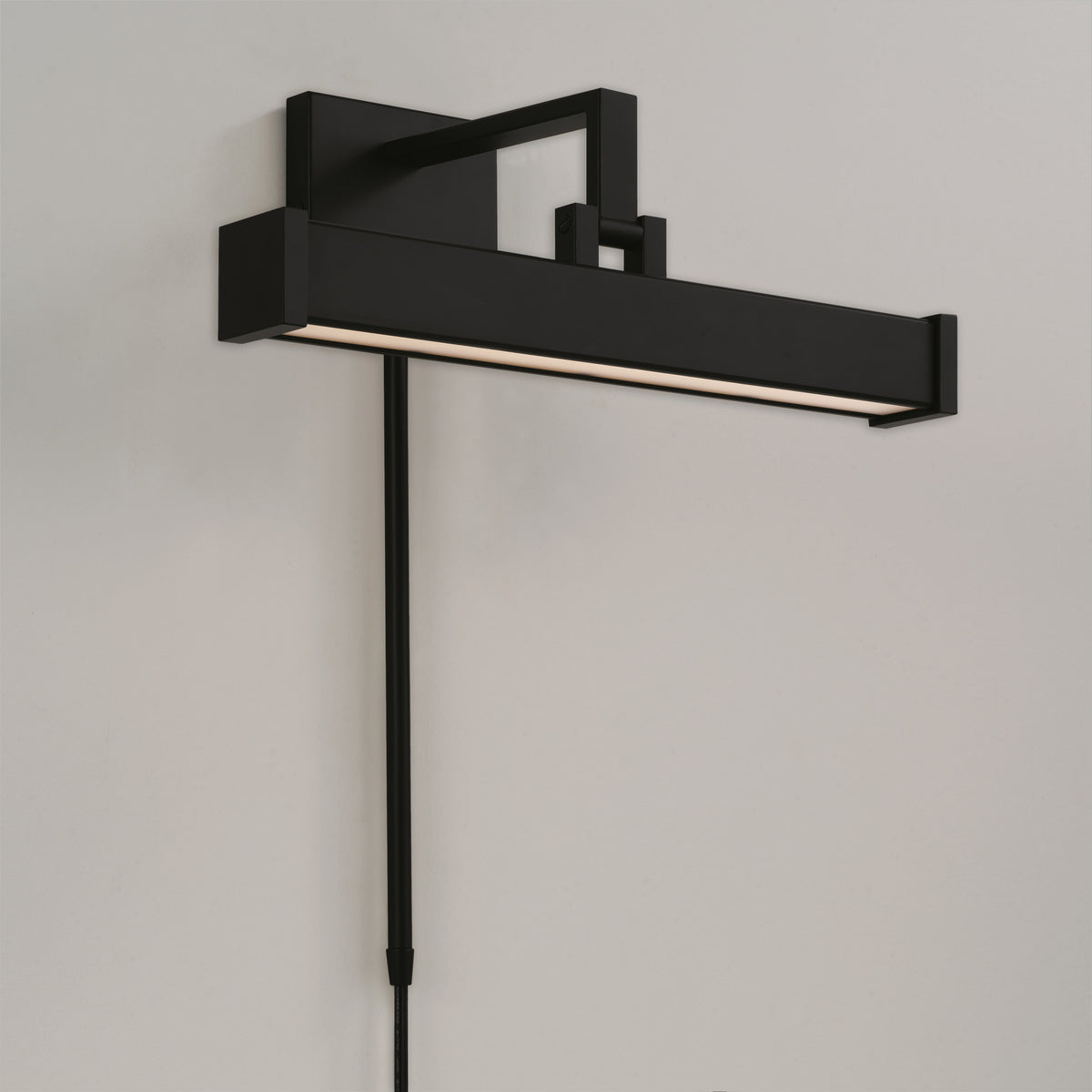 Capital Cortland Picture Light