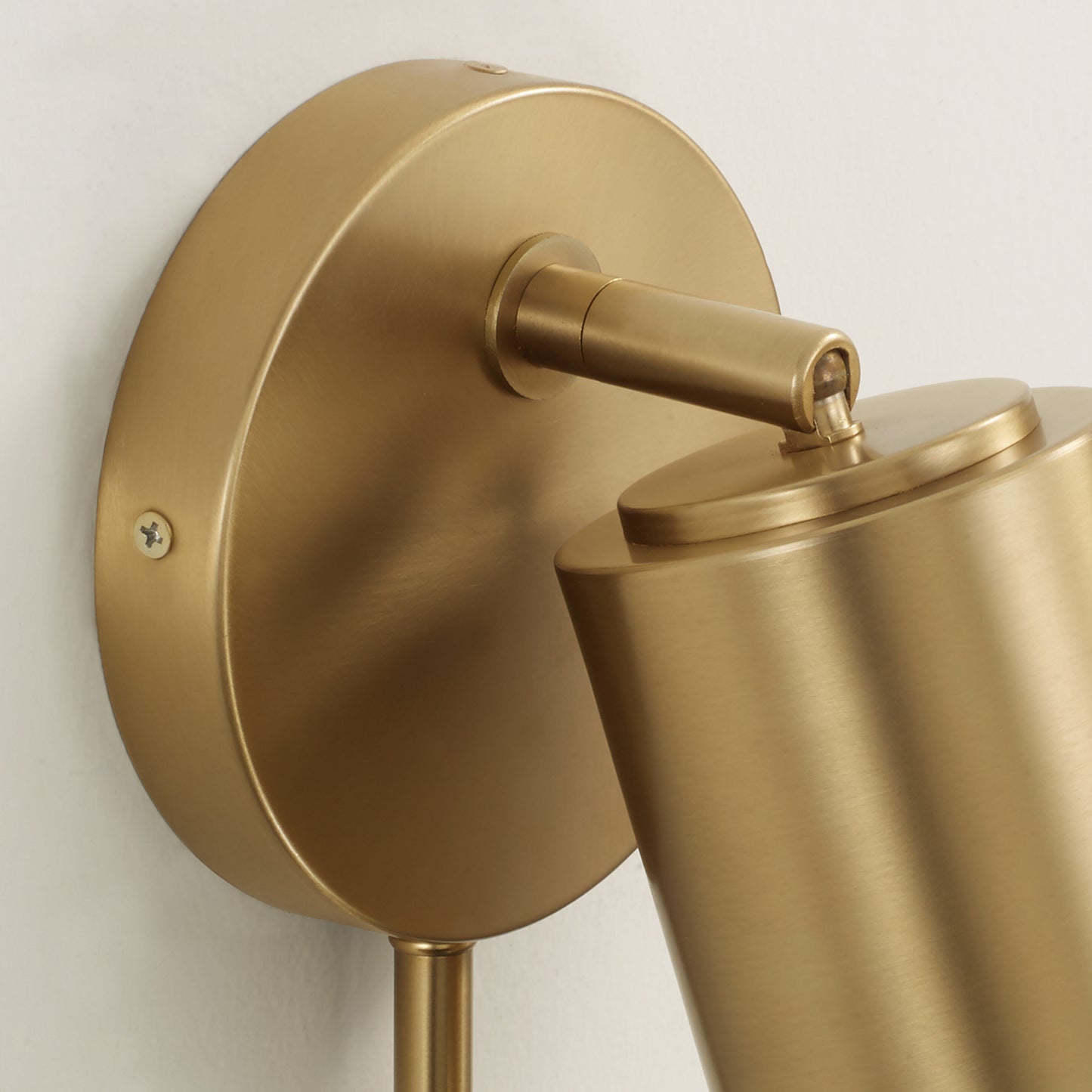 Capital Robbie Sconce