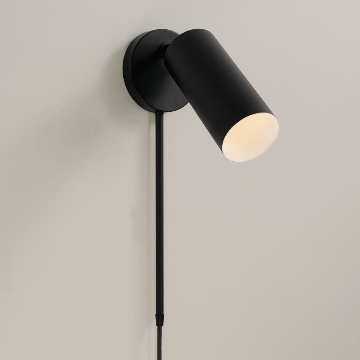 Capital Robbie Sconce