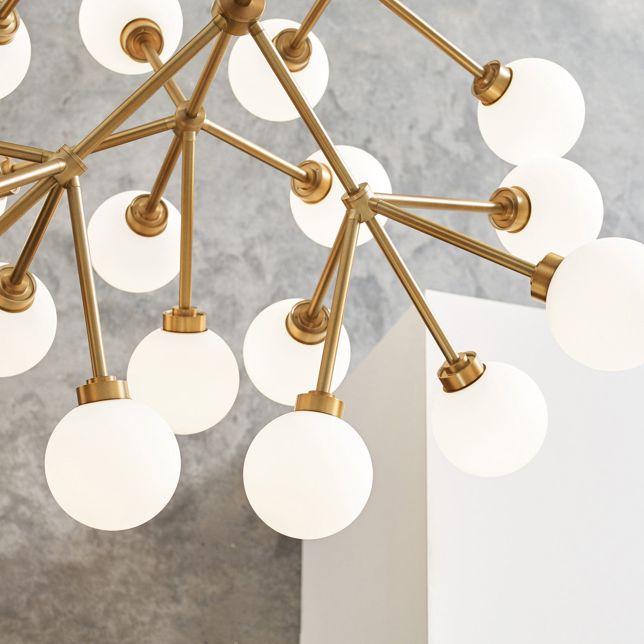 Mara Grande Chandelier