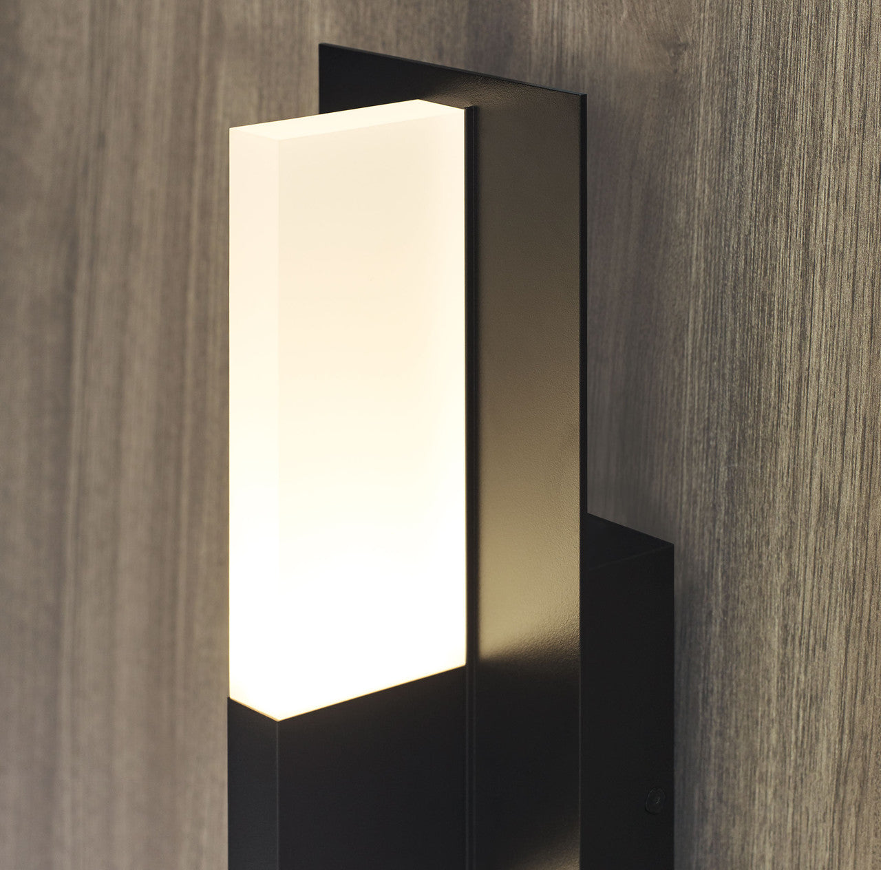 Lyft Outdoor Wall Sconce
