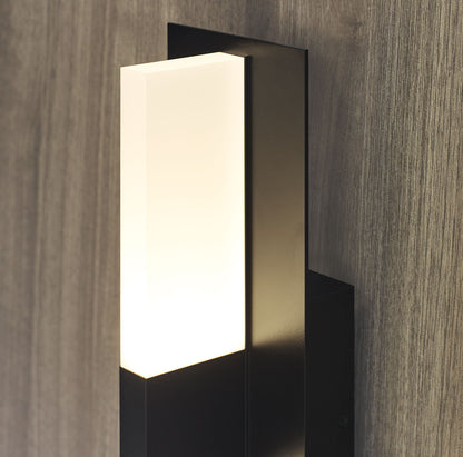 Lyft Outdoor Wall Sconce